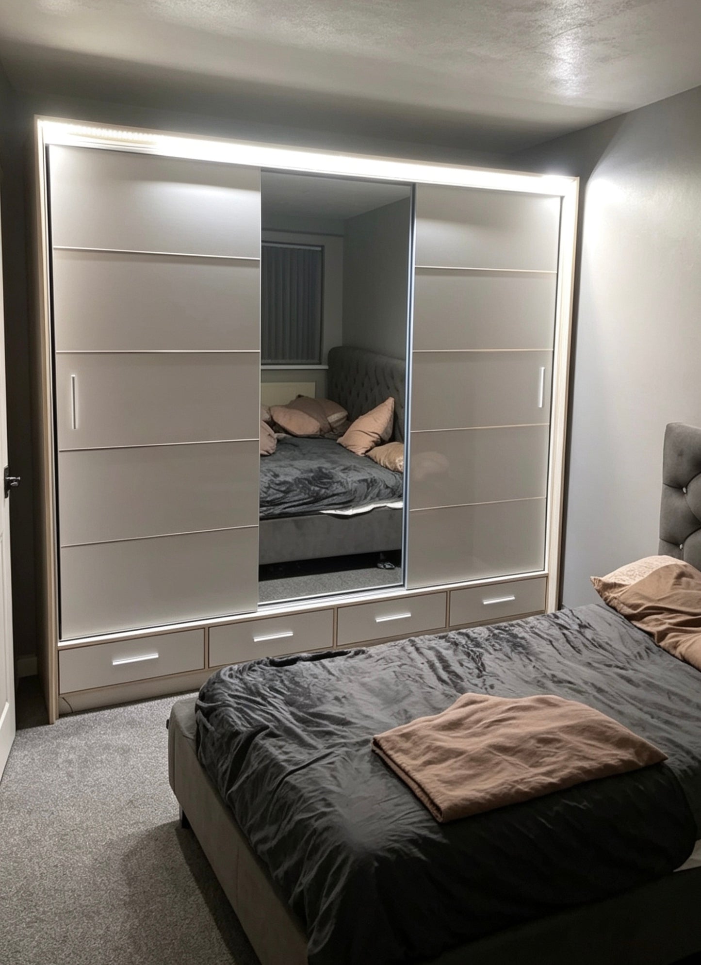 Sliding Door Mirrored Wardrobe with Drawers & LED